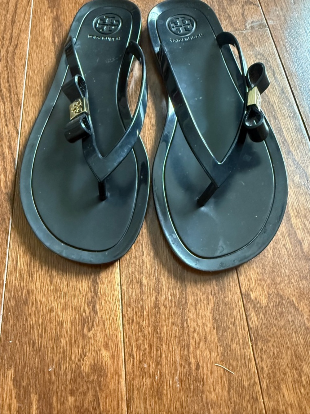 Tory Burch Black Jelly Bow Flip Flops with Gold Logo Accent - Picture 5 of 10